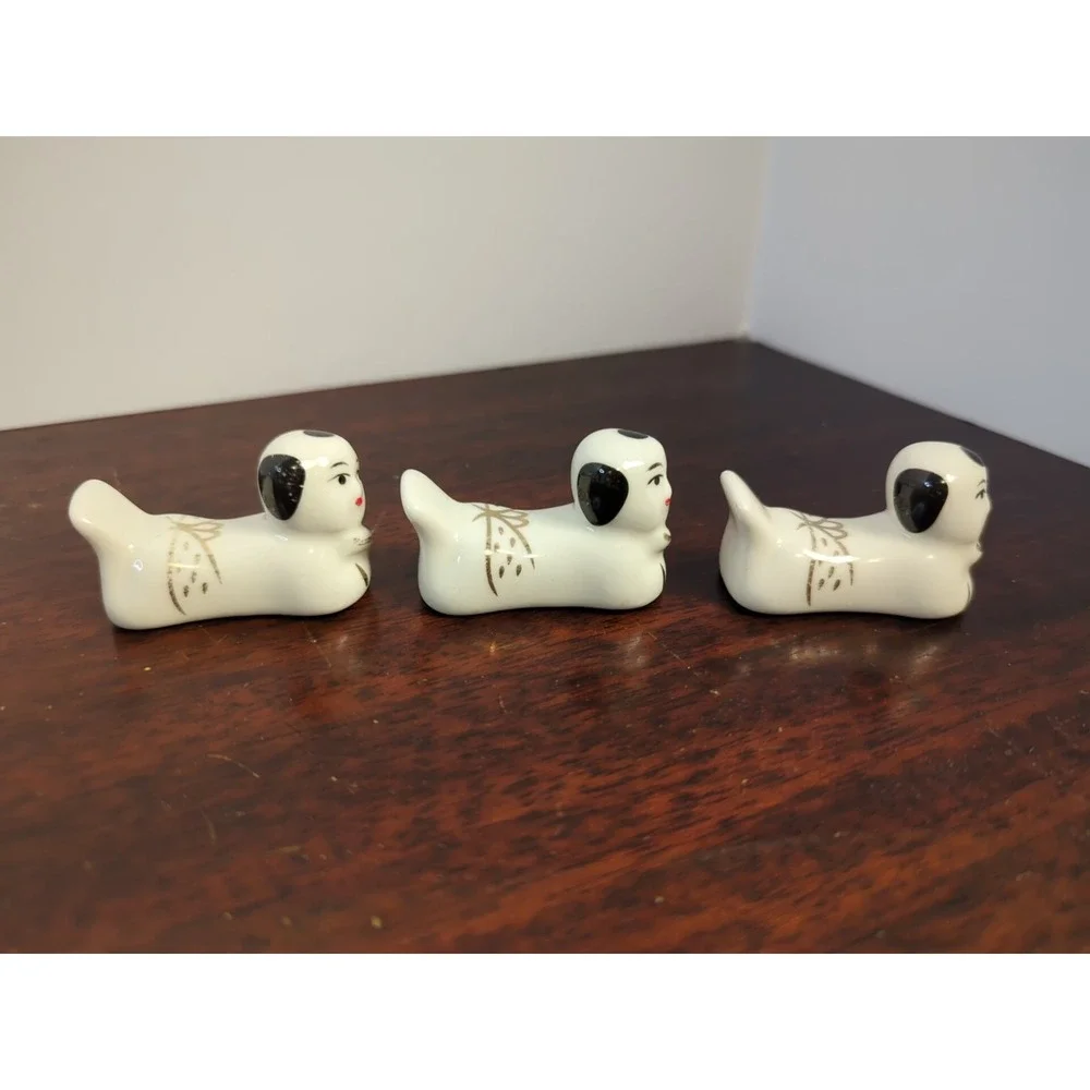 Tao Restaurant Porcelain Chopstick Holders Set of 3 White Gold Asian Style